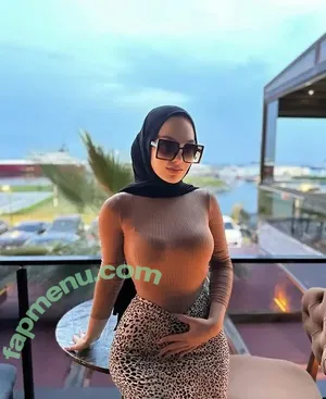  nude photo #0001