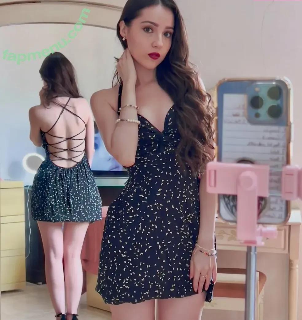 Essaaale nude photo #0002 (essaere)