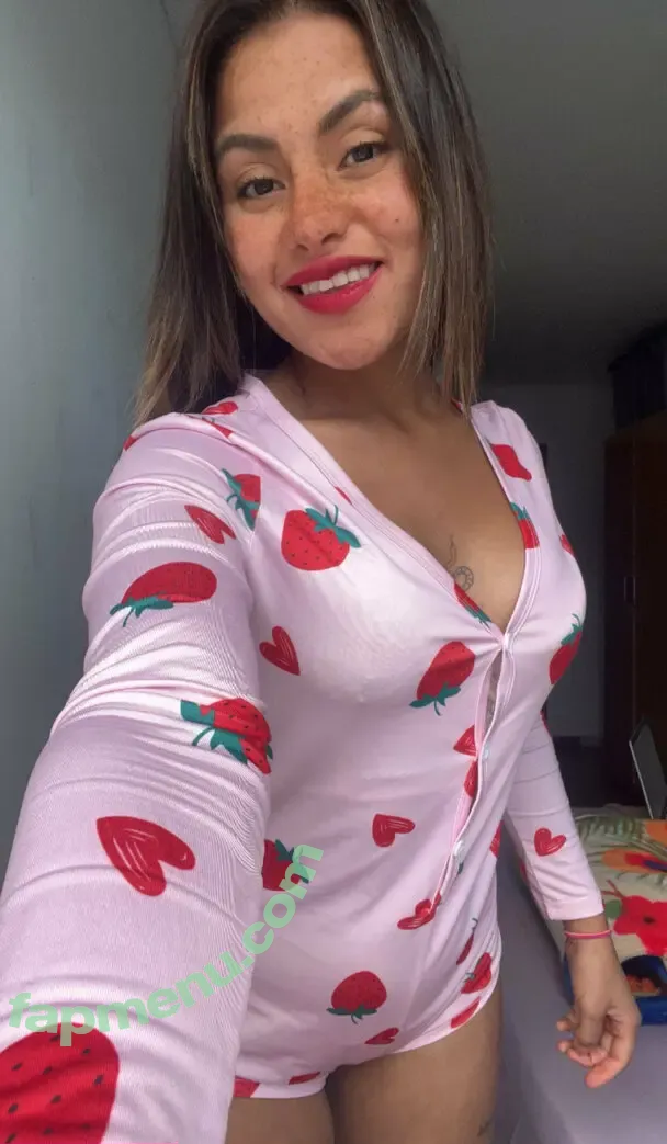 estefaniabirthay nude photo #0018 (estefaniadailylife)