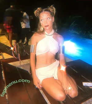 estela / estelagomez / thirdeyewitchh nude photo #0109