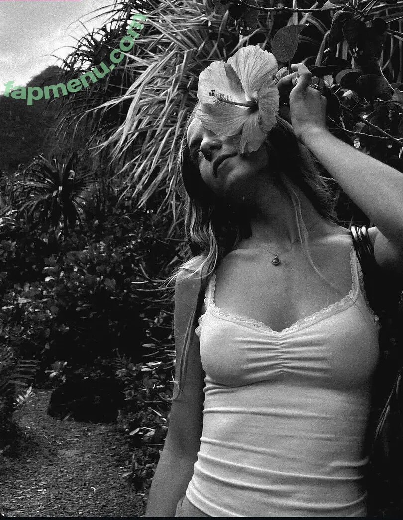 estela nude photo #0105 (estelagomez / thirdeyewitchh)