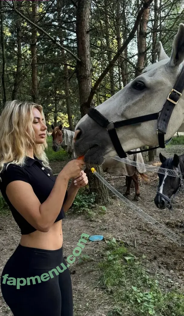 Estelllexo nude photo #0130 (Estellexo)