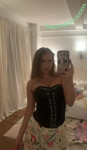 Ester Dobrik / esterrdobrik nude photo #0323