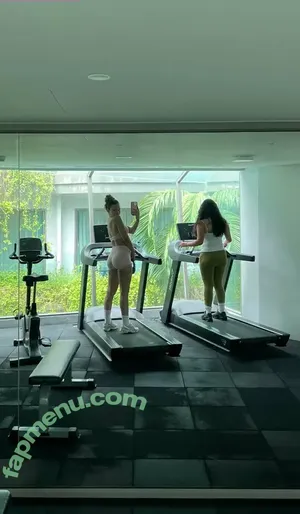 Ester Dobrik / esterrdobrik nude photo #0340