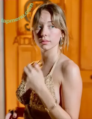 Ester Exposito / ester_exposito nude photo #0364