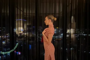 Ester Exposito / ester_exposito nude photo #0377