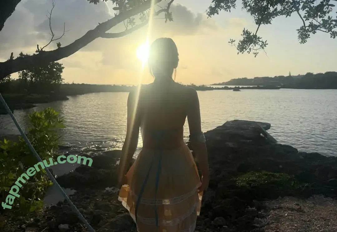 Ester Exposito nude photo #0395 (ester_exposito)