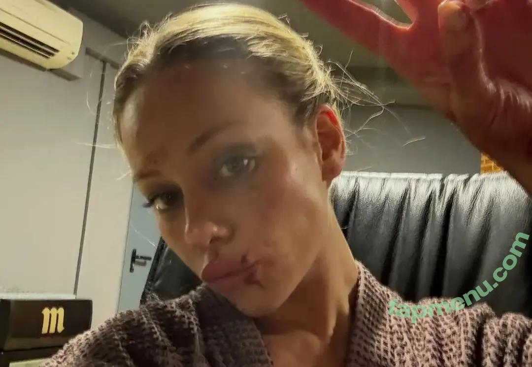 Ester Exposito nude photo #0397 (ester_exposito)