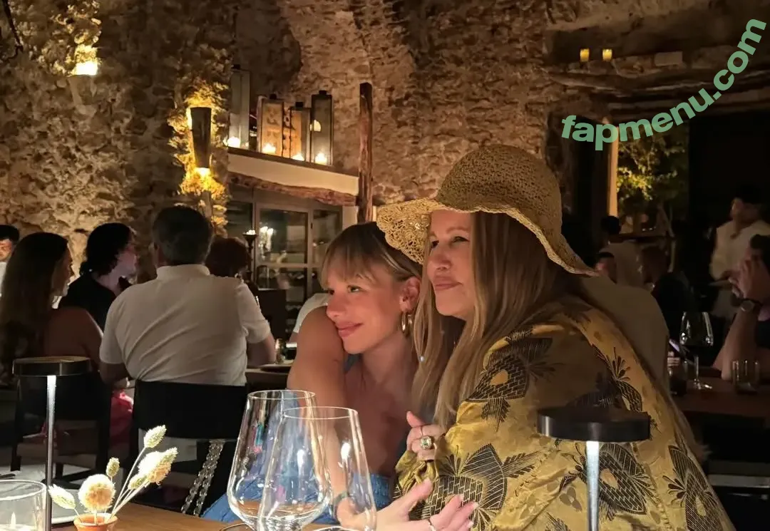 Ester Exposito nude photo #0401 (ester_exposito)