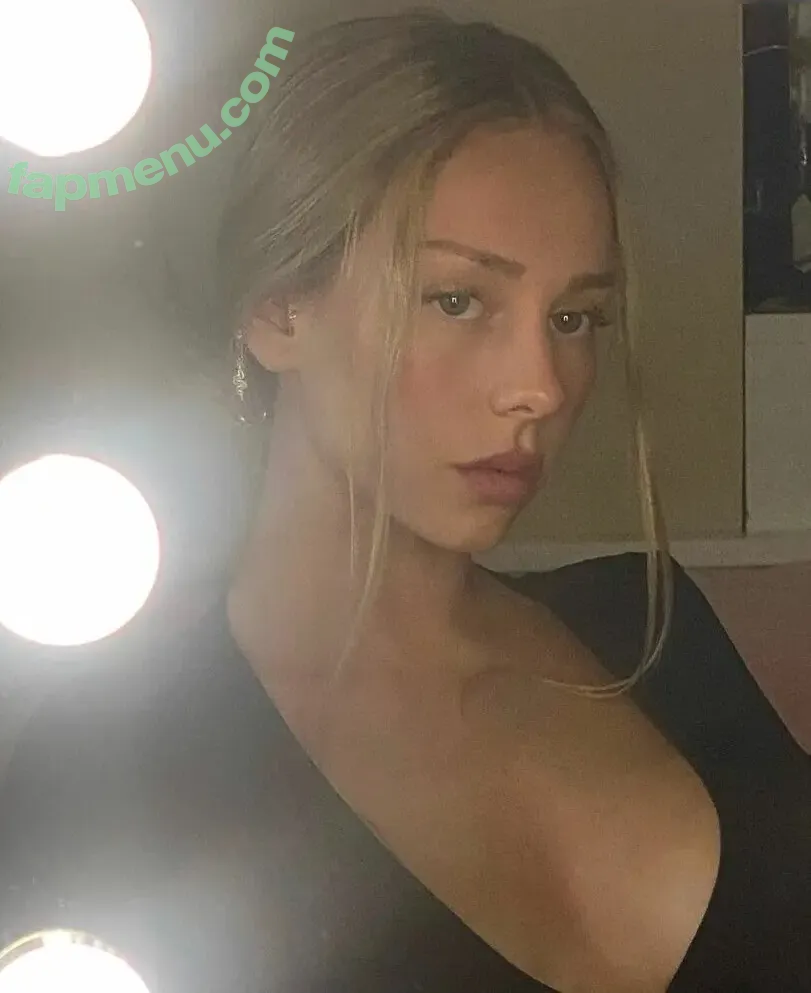 Ester Expósito nude photo #0054 (ester_exposito / esterexpositto)