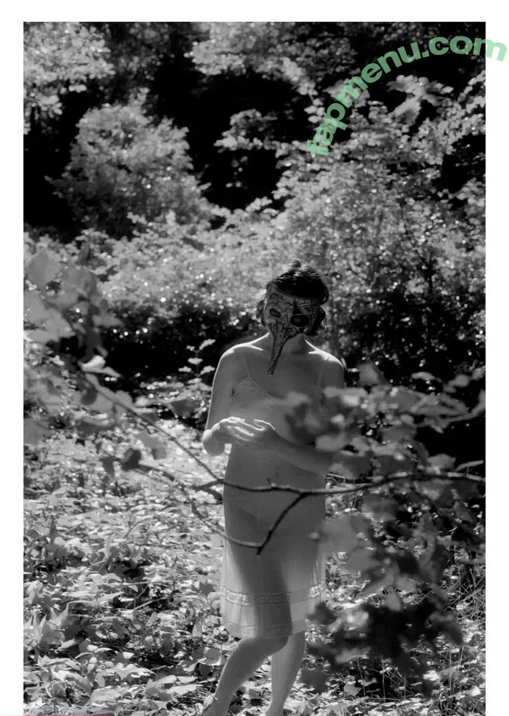 Ester Freider nude photo #0030 (Ester Freider)
