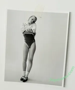 Esther McGregor / esther.mcgregor nude photo #0110
