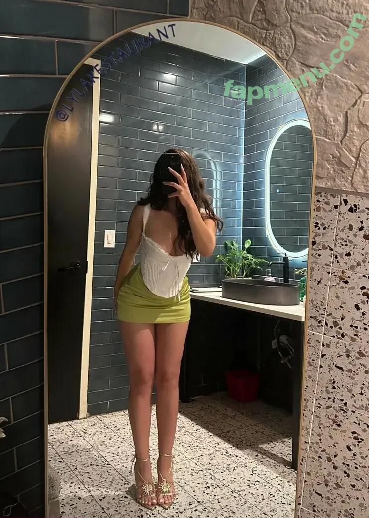 Estrella Stefanie Martinez nude photo #0011 (Starmartinez_)