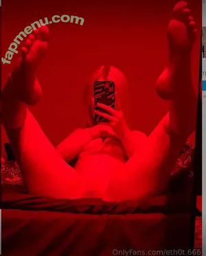 Eth0t.666 nude photo #0582