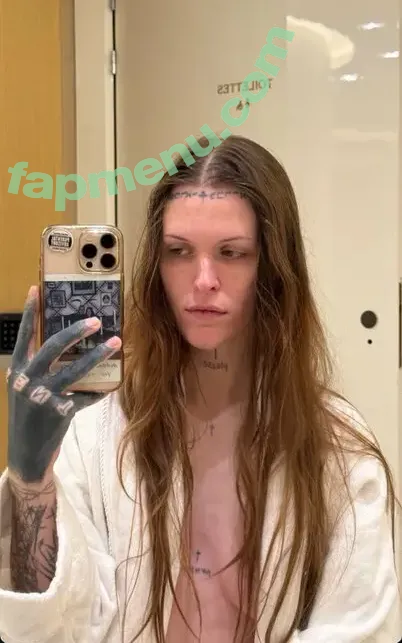 Ethel Cain nude photo #0154 (bbybilxxx / mothercain)