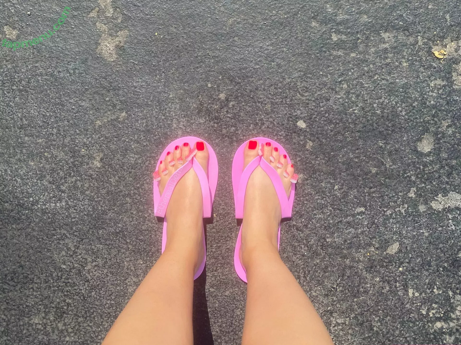 etherealdemie_feet nude photo #0007 (ohitsteddy)