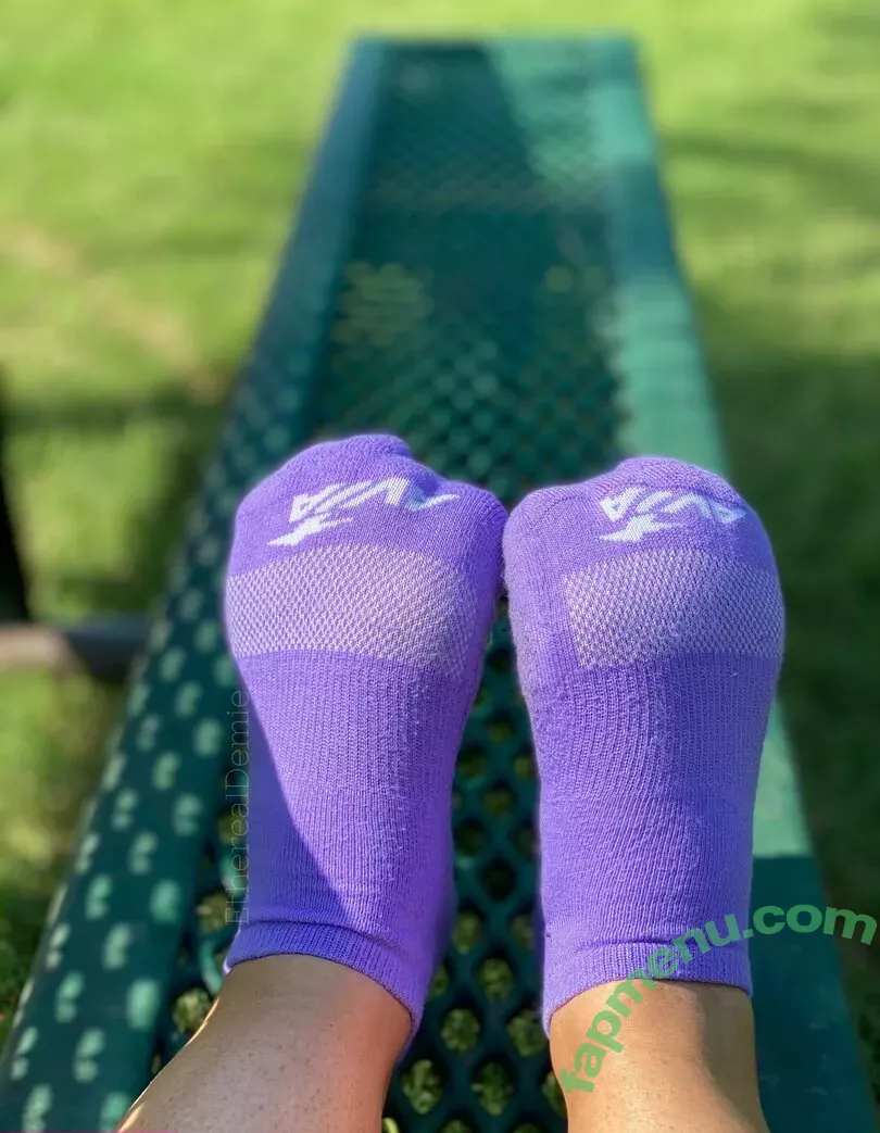 etherealdemie_feet nude photo #0018 (ohitsteddy)