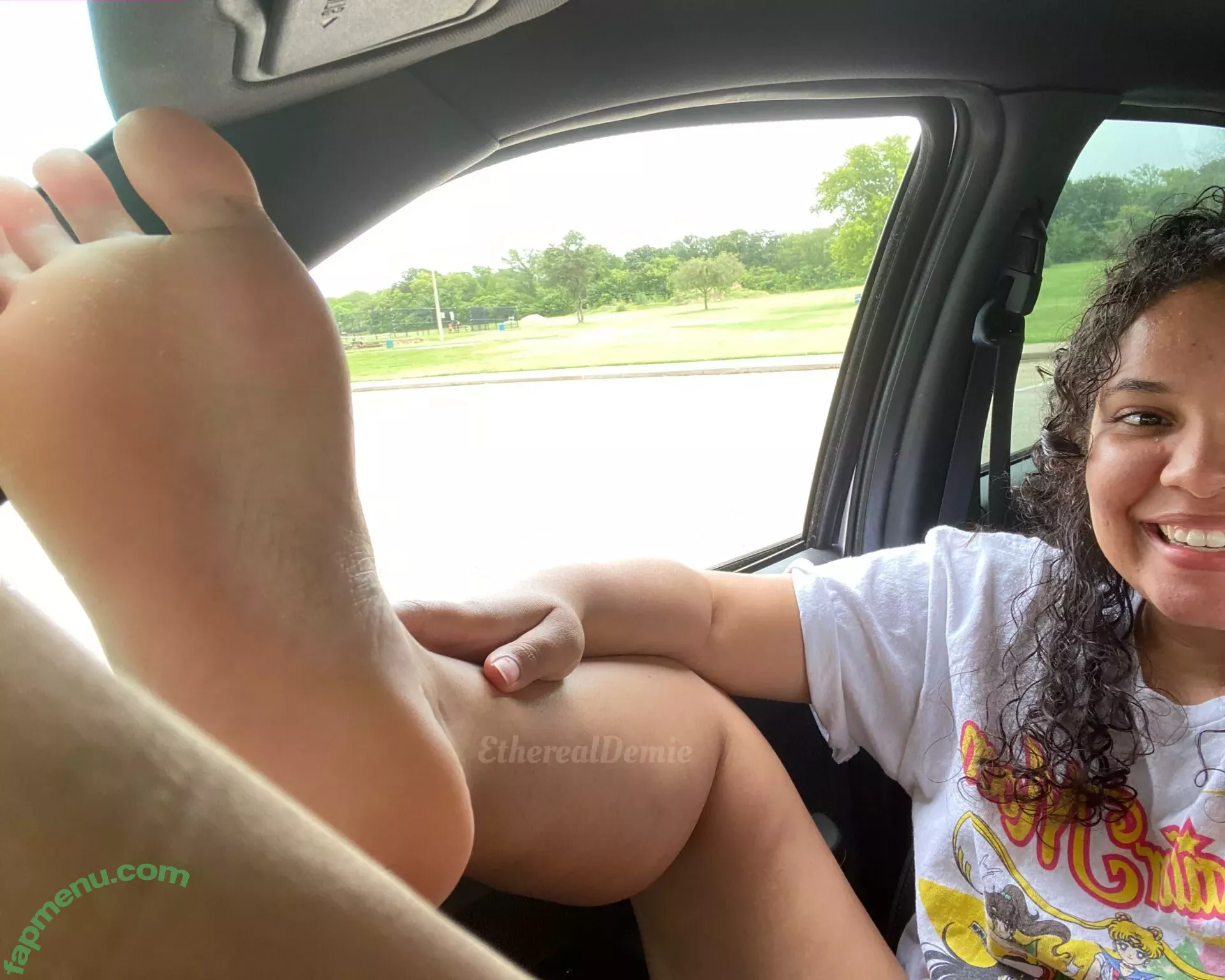 etherealdemie_feet nude photo #0034 (ohitsteddy)