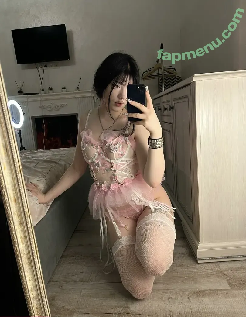 Etherealgothique nude photo #0119 (etherealgoth)