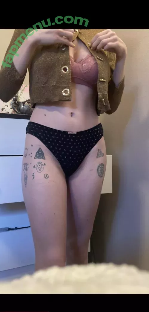 Ethereallovebug nude photo #0203 (bugsandhugs666 / ethereallovebug_)