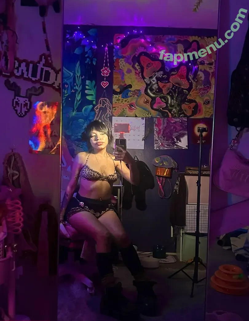 EtherSunWitch nude photo #0002 (EtherSunWitch)