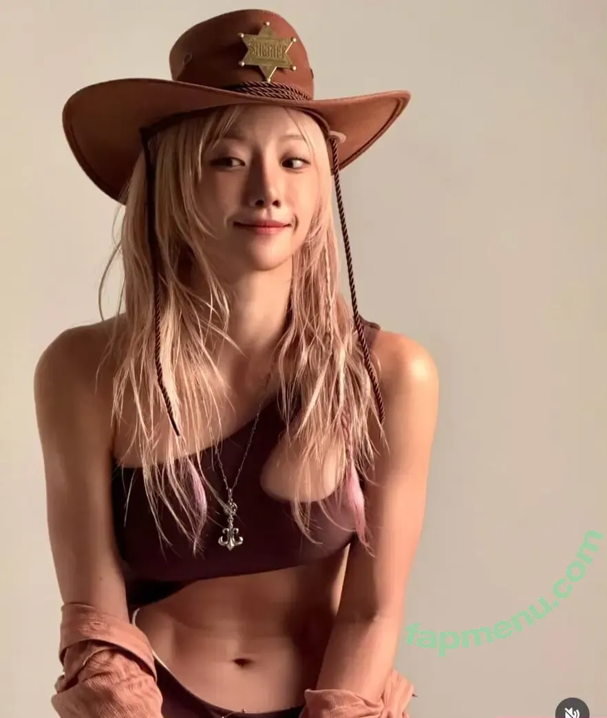 Euddeume nude photo #0002 (euddeume_)