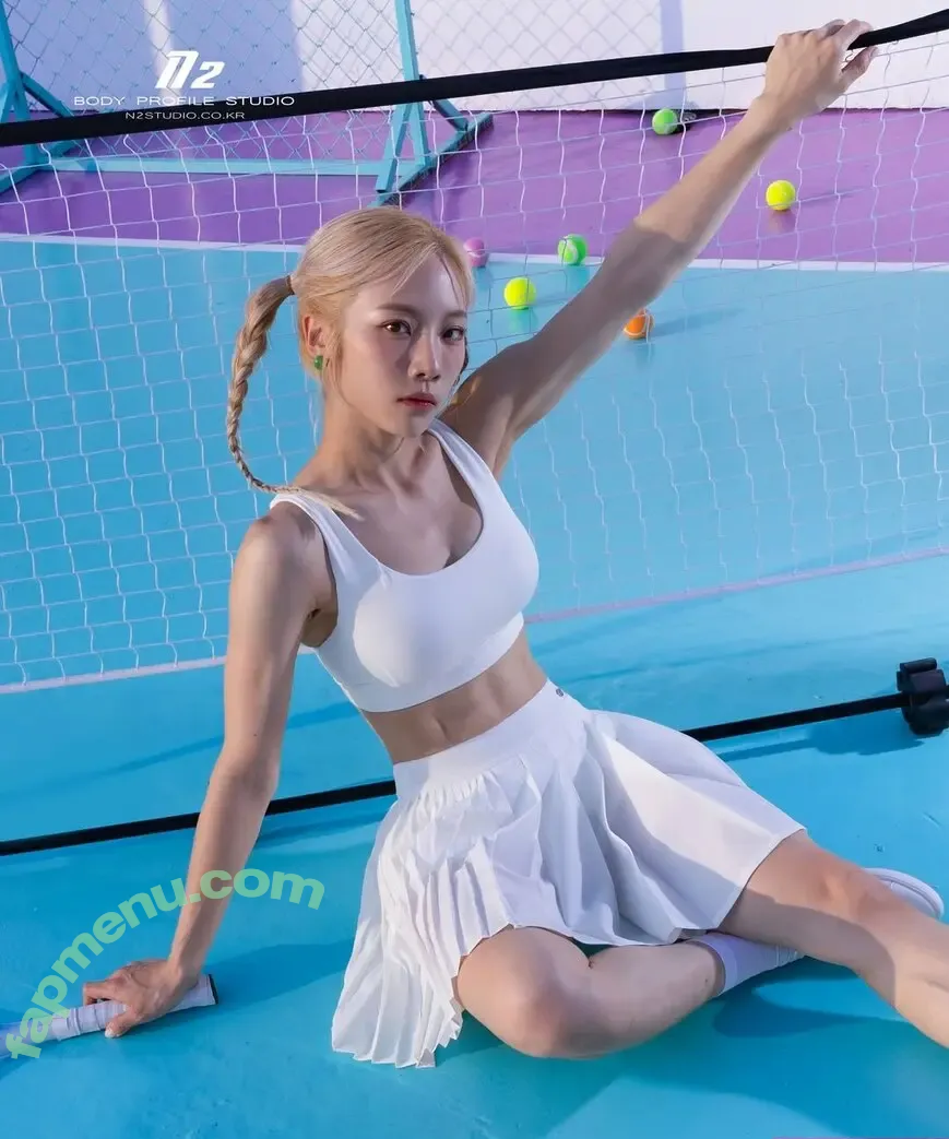 Euddeume nude photo #0033 (euddeume_)