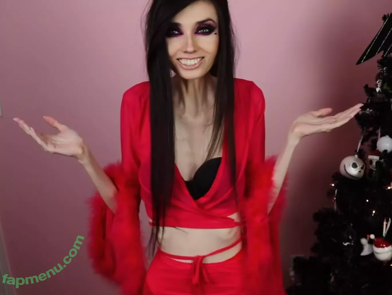 Eugenia Cooney nude photo #0011 (eugenia_cooney / eugeniacooney)