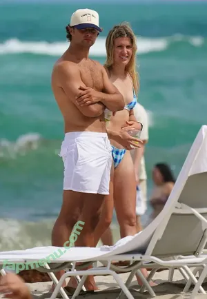 Eugenie Bouchard / Genie / geniebouchard nude photo #0570