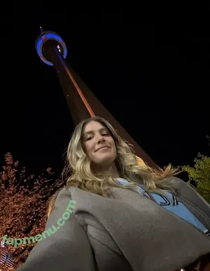 Eugenie Bouchard / Genie / geniebouchard nude photo #0693