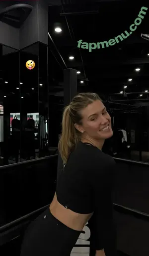 Eugenie Bouchard / Genie / geniebouchard nude photo #0718