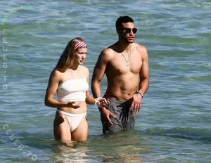 Eugenie Bouchard / geniebouchard nude photo #0738