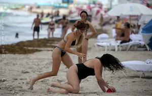 Eugenie Bouchard / geniebouchard nude photo #0743