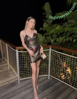 Eugenie Bouchard / geniebouchard nude photo #0805