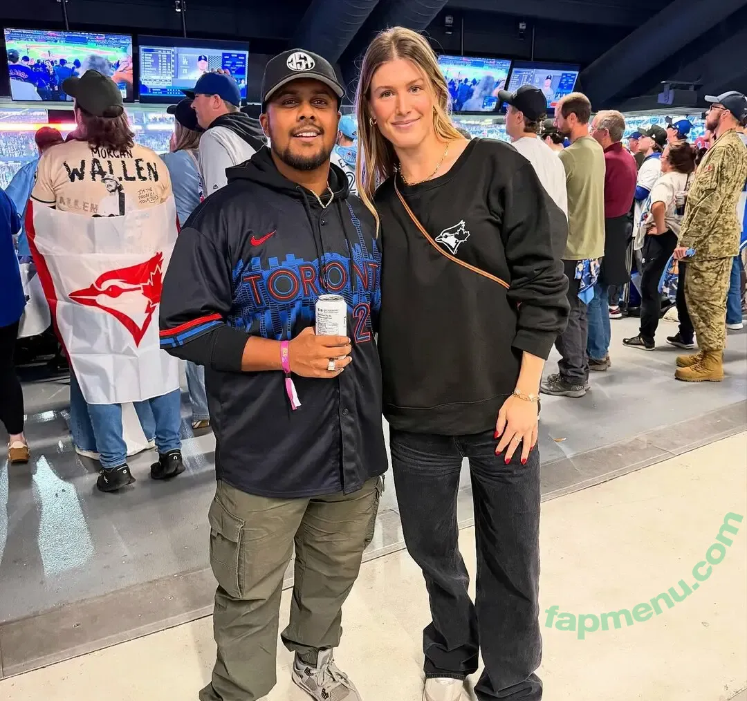 Eugenie Bouchard nude photo #0701 (Genie / geniebouchard)