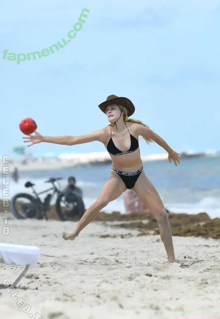 Eugenie Bouchard nude photo #0760 (geniebouchard)