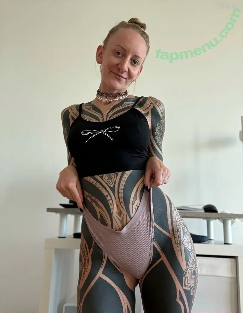 Eule Emma nude photo #0021 (Eule Emma)
