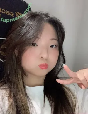 eunamiku / yumiku nude photo #0034