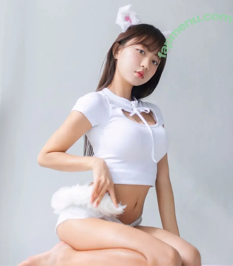 Eunji Pyoapple nude photo #0606 (djhenney / eunji / pyoapple)