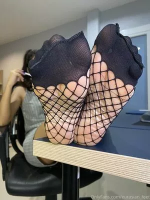 eurasian_feet / eurasian.feet nude photo #0091