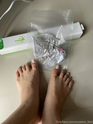 eurasian_feet / eurasian.feet nude photo #0269