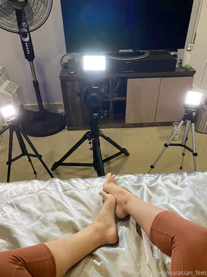 eurasian_feet / eurasian.feet nude photo #0300