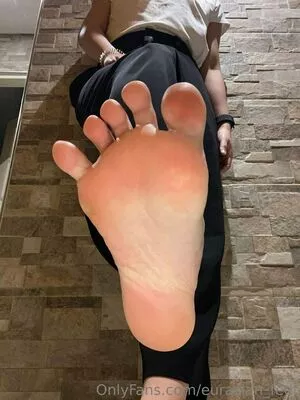 eurasian_feet / eurasian.feet nude photo #0302