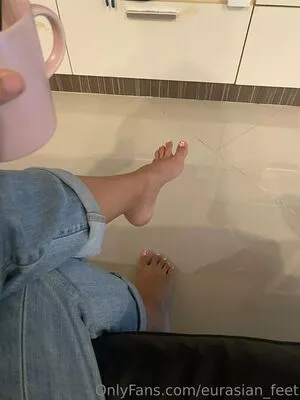 eurasian_feet / eurasian.feet nude photo #0313
