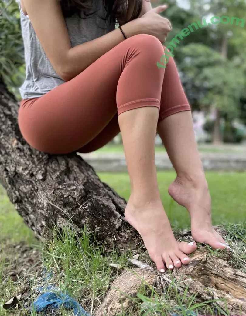 eurasian_feet nude photo #0108 (eurasian.feet)