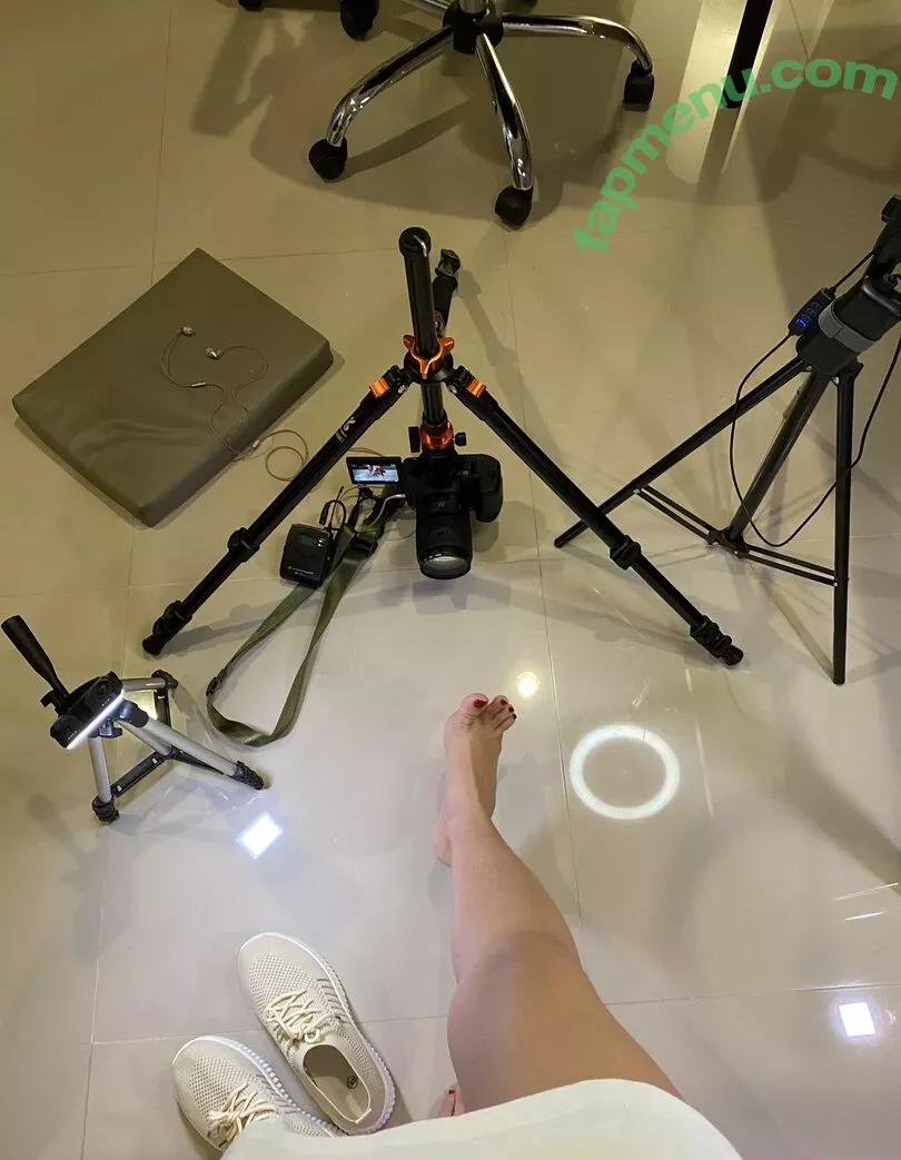 eurasian_feet nude photo #0205 (eurasian.feet)