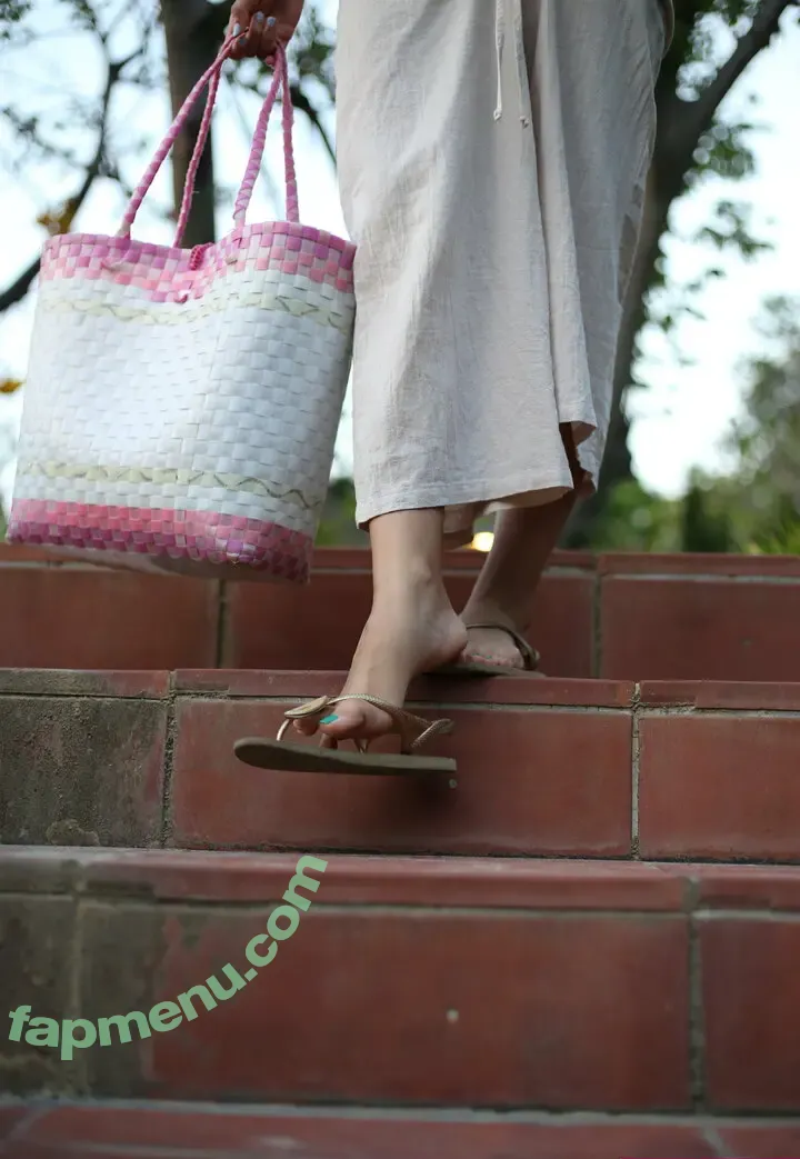 eurasian_feet nude photo #0543 (eurasian.feet)