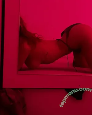 europeanshorty / Cassie Castillo / c_.cassie_a / gemstonepu55y nude photo #0040