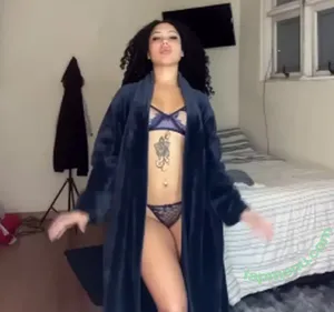  nude photo #0001