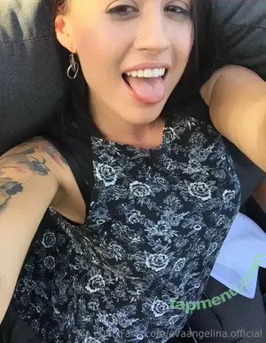 Eva Angelina / evaangelina.official nude photo #0073